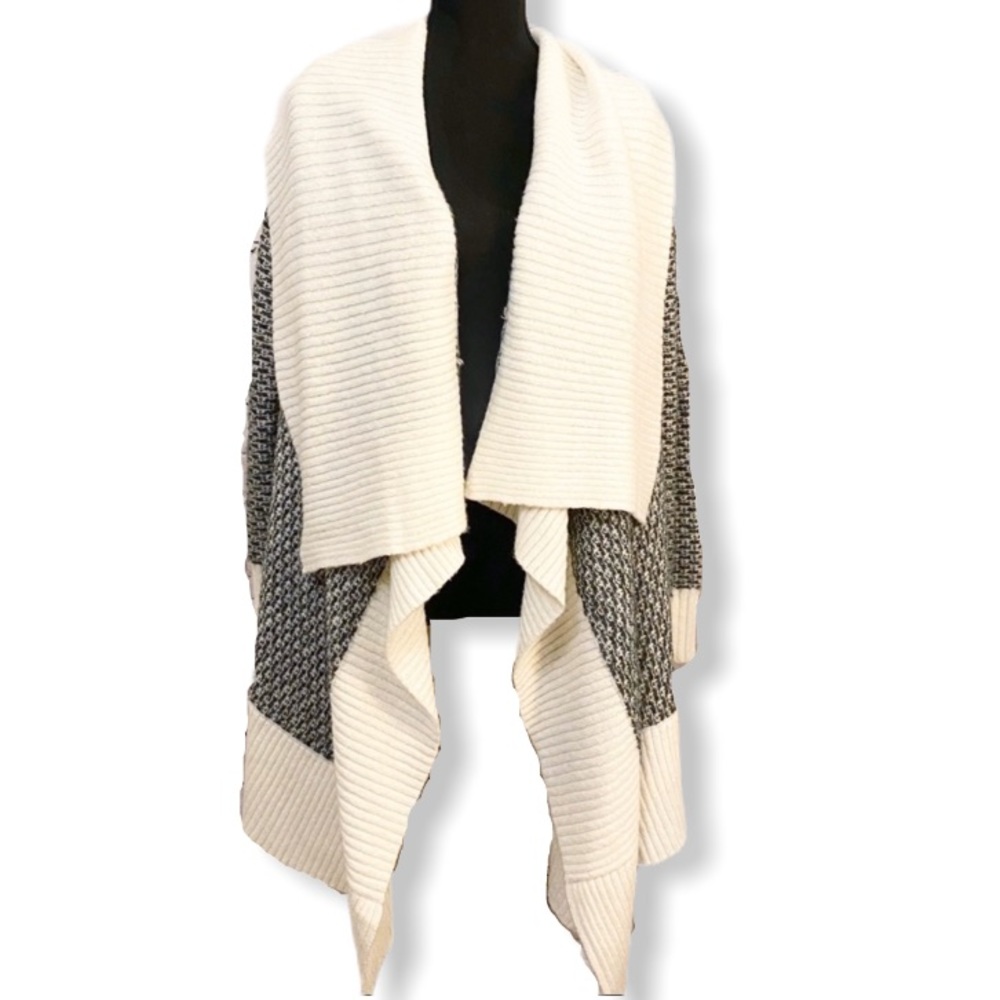 Banana Republic | Waterfall Cardigan in Gray/White